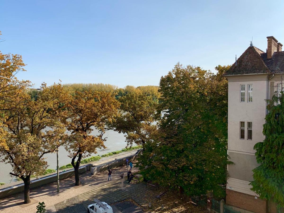Cozy Apartment In The City Centre Next To Dom Square Szeged Exteriör bild