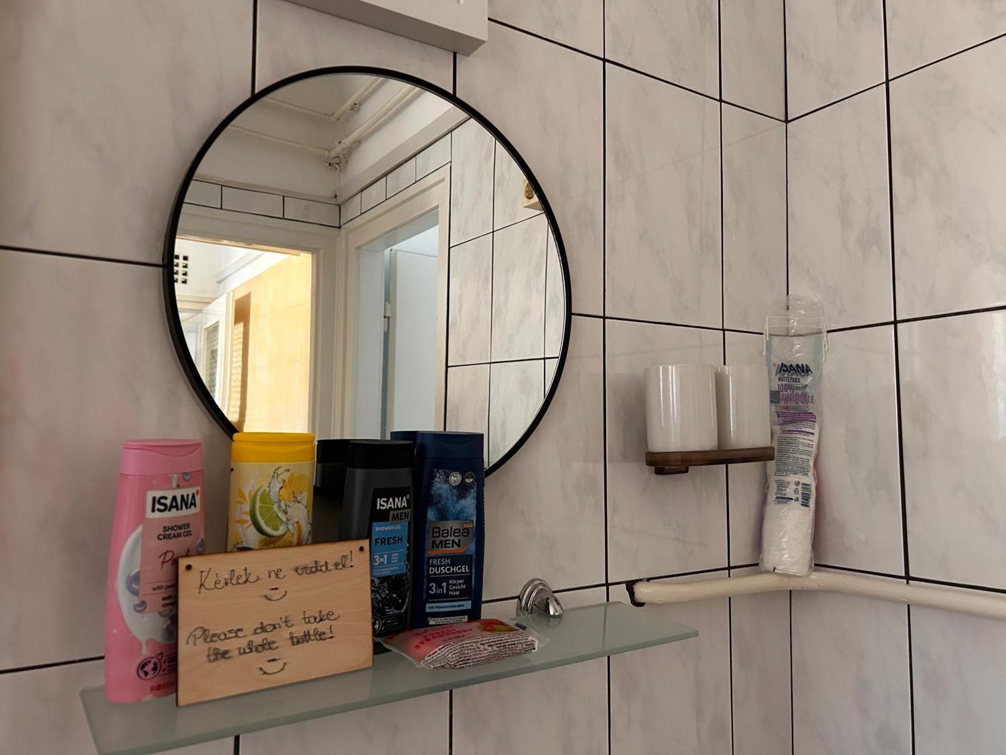 Cozy Apartment In The City Centre Next To Dom Square Szeged Exteriör bild