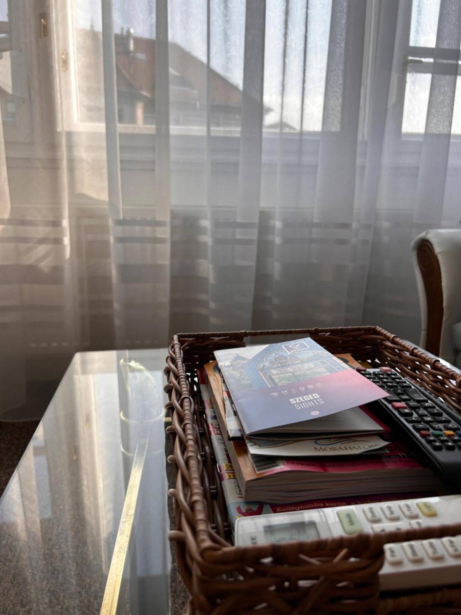 Cozy Apartment In The City Centre Next To Dom Square Szeged Exteriör bild